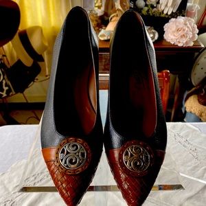 Brighton Pointed Toe Flats/ size8.5m